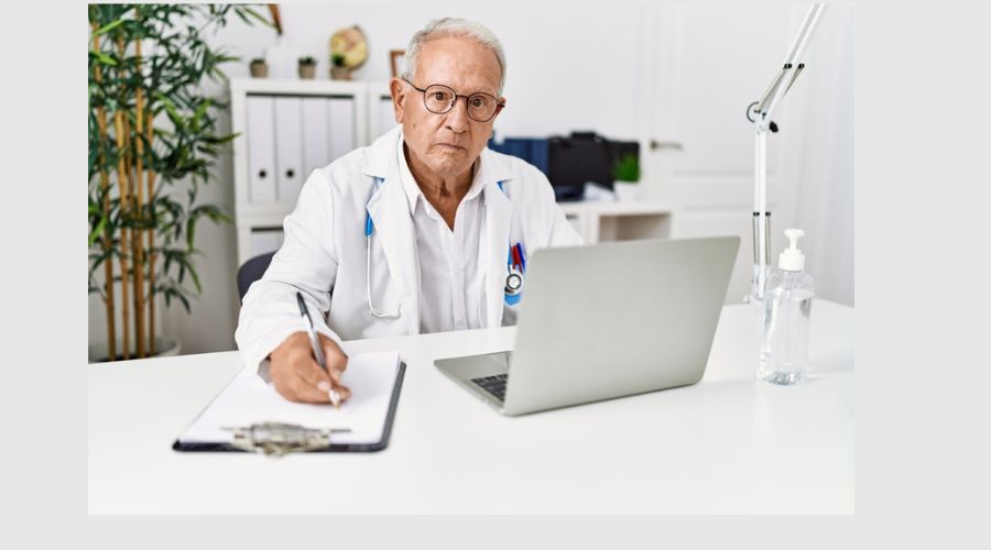 Clicca per accedere all'articolo Medici ospedalieri: pensione INPS ed ENPAM