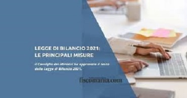 Clicca per accedere all'articolo Legge di Bilancio 2021: disposizioni sull'assenza dal servizio dei lavoratori fragili e alla compilazione del certificato di malattia per quarantene e isolamento domiciliare